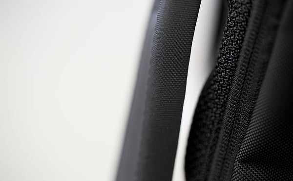 Close-up of the Edgeless Shoulder Straps. They're thick and cushy.